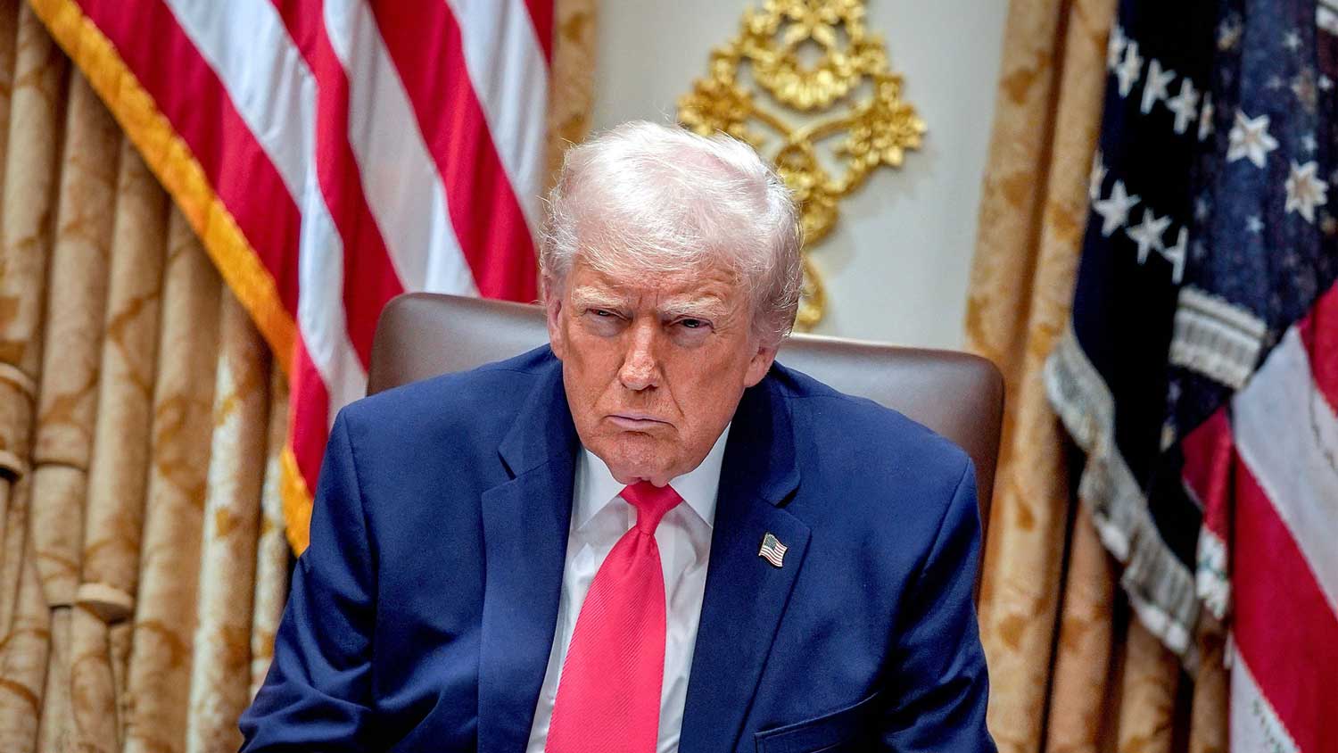 Trump Signals Further Military Action After Venezuela Raid — Markets Watch Energy, Defense & Currency Risk